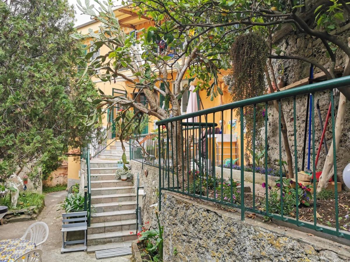 Отель Itaca Варацце Экстерьер фото